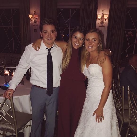 Meet your Posher, Madison - Picture 1 of 1